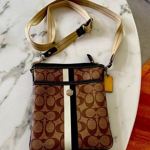 Original Coach shoulder Beg